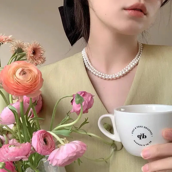Wholesale Luxurious Aurora White High Brightness Pearl Necklace with High Grade Sense Clavicle Chain
