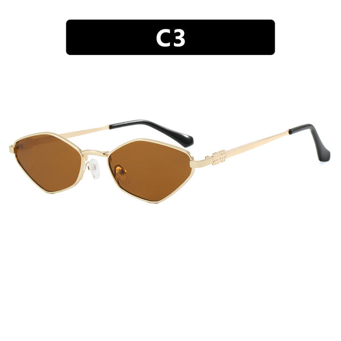 Wholesale New metal frame cat eye sunglasses, retro street photography sunglasses, sunglasses