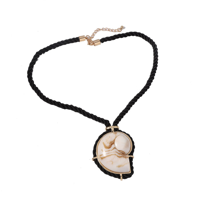 Wholesale holiday style ink black rope conch necklace female clavicle chain