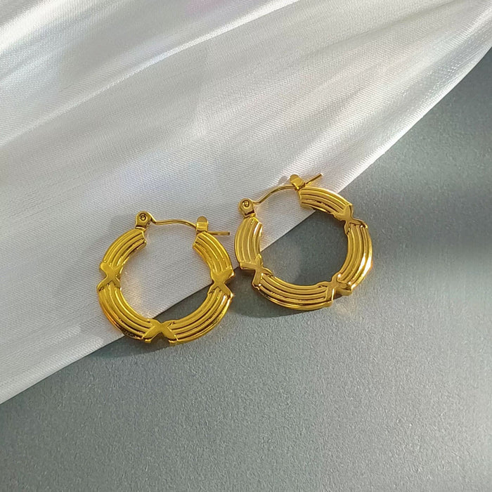 Wholesale irregular geometric ear buckle