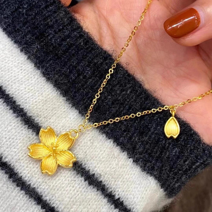 Wholesale   four-leaf clover zircon necklace niche  titanium steel non-fading clavicle chain