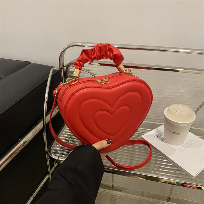 Wholesale Stylish Heart Shaped PU Crossbody Bag for Women Black