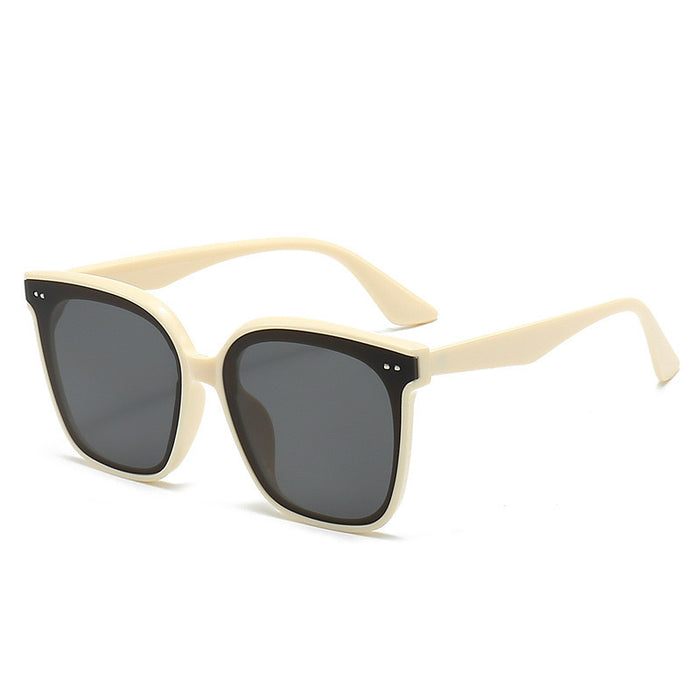 Wholesale New Sunglasses Fashion UV resistant Sunglasses
