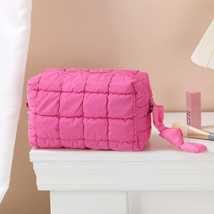 Wholesale Chic Polyester Cosmetic Bag Large Capacity Handbag Style Lightweight Travel Makeup Organizer