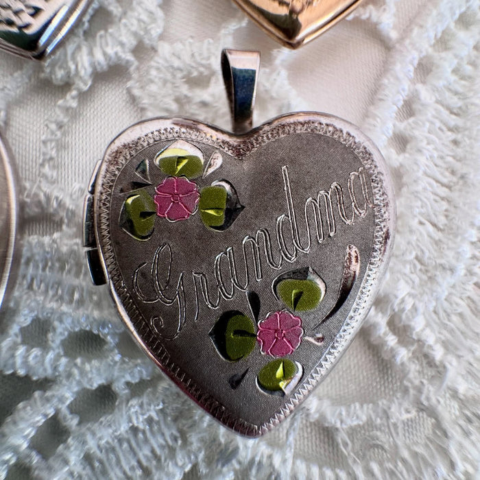 Wholesale Heart-Shaped Oval Pattern Lettering Retro Multi-Style Photo Box Necklace