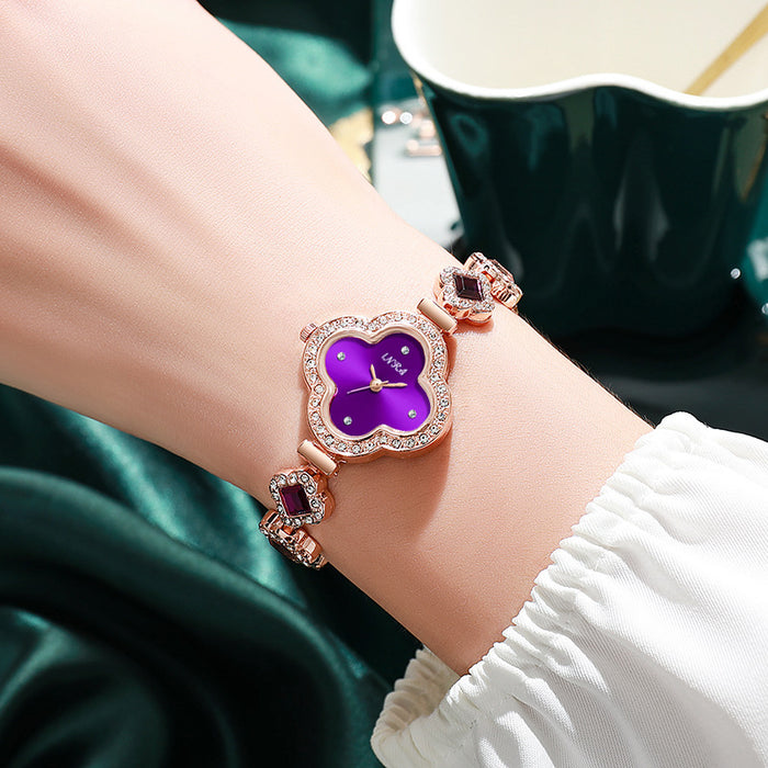 Wholesale Alloy Four Leaf Clover Diamond Bracelet Quartz Watch JDC-WH-XCD008