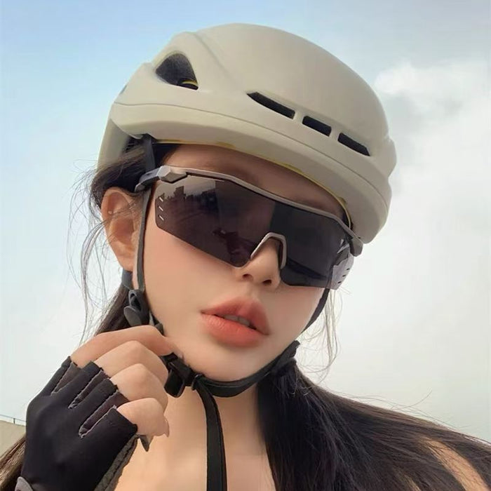 Wholesale Outdoor new cycling sports sunglasses, personalized and fashionable windproof goggles, UV resistant sunglasses
