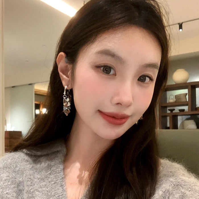 Wholesale Small niche design sequin long ear line light luxury exquisite high-end feeling earrings