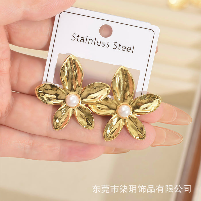 Wholesale Flower Earrings Retro-Style Pearl Earrings for Women Electroplated Stainless Steel Gold Earrings