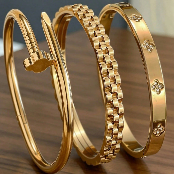 Wholesale Stylish Four Leaf Clover Nail Design Titanium Steel Bangle Bracelet Women Fashion Jewelry Accessory