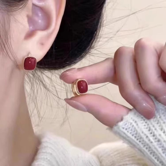 Wholesale bead ear buckle niche design fashion earrings niche gentle ins wind earrings