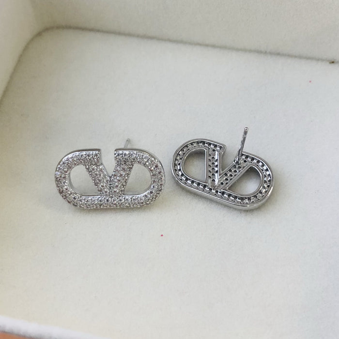 Wholesale Micro Inlaid Zircon Full Diamond Letter Earrings JDC-ES-Xuel003