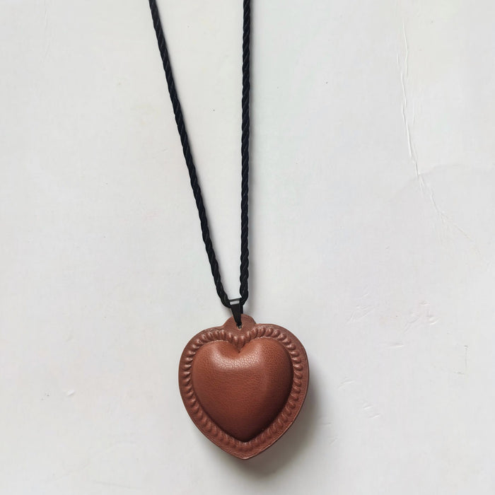 Wholesale Leather Love Necklace Hemp Rope Peach Heart Cool Style All-match Adjustable Cute Spice Girl Heart Necklace