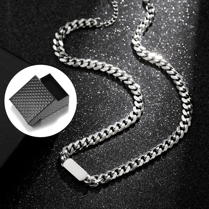 Wholesale Cuban chain necklace, high-end feel chain, simple and versatile sweater chain, niche vegetarian chain jewelry