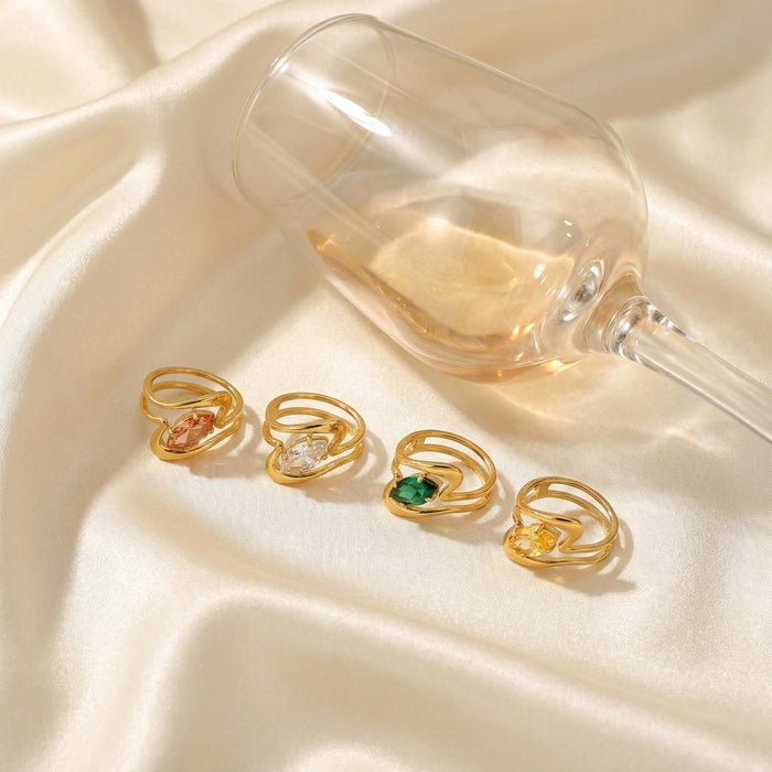 Wholesale Emerald and Diamond-Shaped Gold Ring