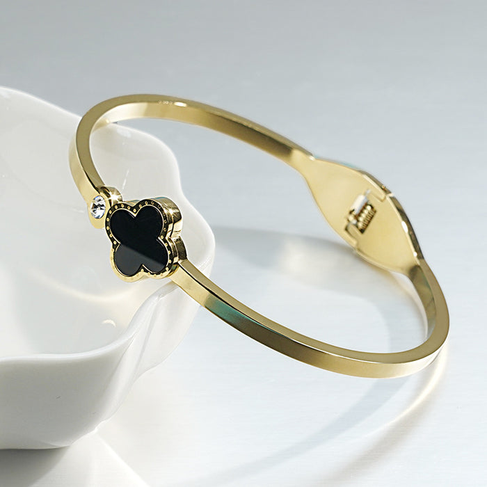 Wholesale Classic Clover Diamond Bracelet Titanium Steel Accessory Stainless Steel Minimalist Jewelry