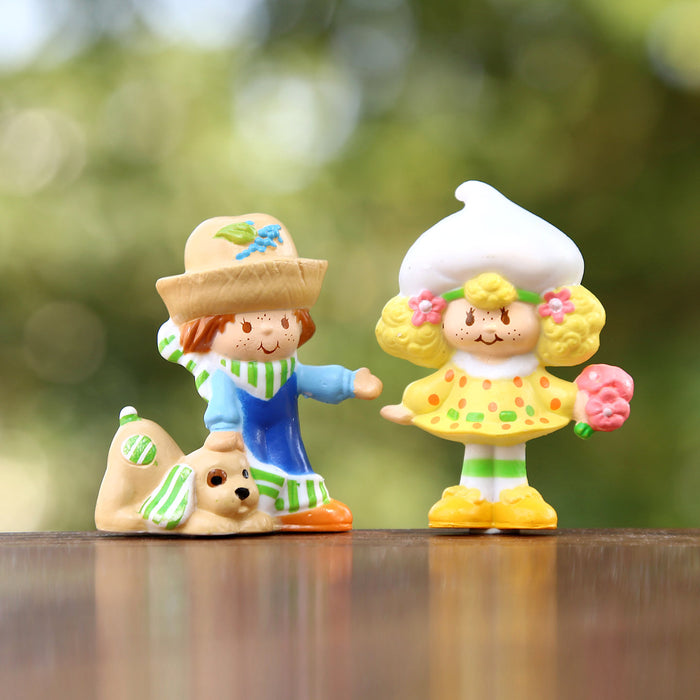 Wholesale 6 pcs Strawberry Girl Miniature Doll Model Ornament