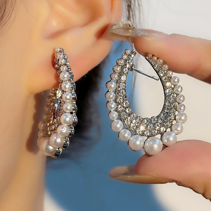 Wholesale Fashionable exaggerated geometric diamond studded large earrings, personalized and trendy ear accessories
