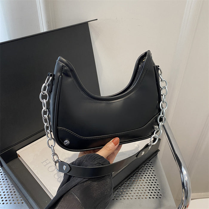 Wholesale This year's trendy Western style, niche chain fashion, commuting shoulder bag, crossbody bag