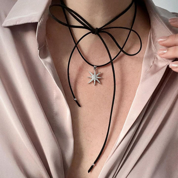 Wholesale Personalized jewelry, rope chain, heart pendant, niche star butterfly necklace, diamond studded cross necklace