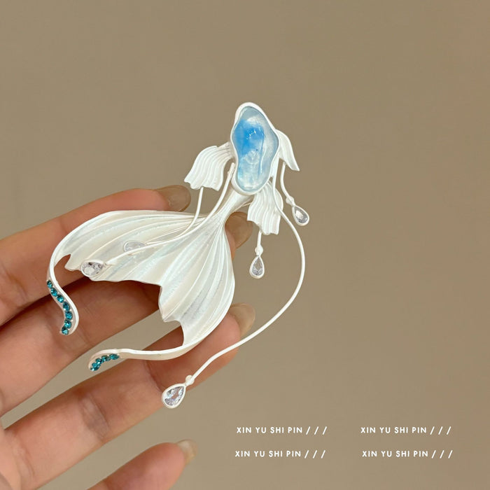 Wholesale Elegant and dynamic brooch, light luxury, fashionable and dreamy brooch accessory