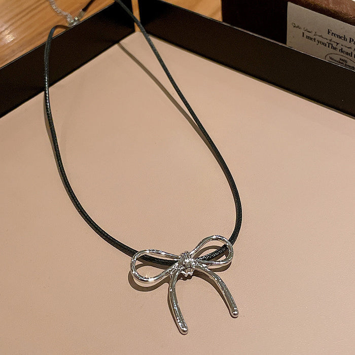Wholesale Bow leather chain necklace, niche temperament, light luxury, high-end feeling, collarbone chain, neck chain