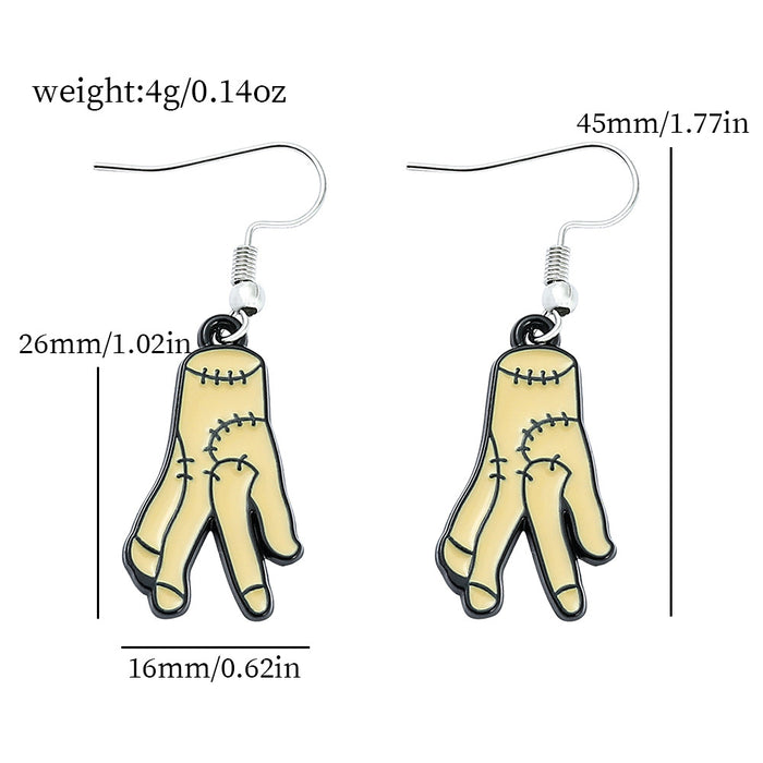 Wholesale Letter W fashion hollow pendant earrings and necklace for men and women.