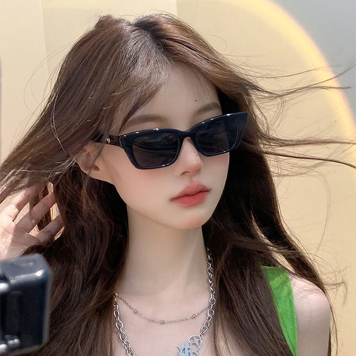 Wholesale Cat eye small frame sunglasses, casual sunshade sunglasses
