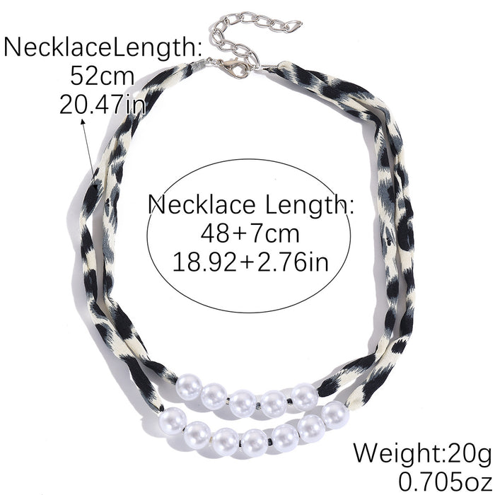 Wholesale Advanced leopard print necklace, fashionable and niche design, collarbone chain