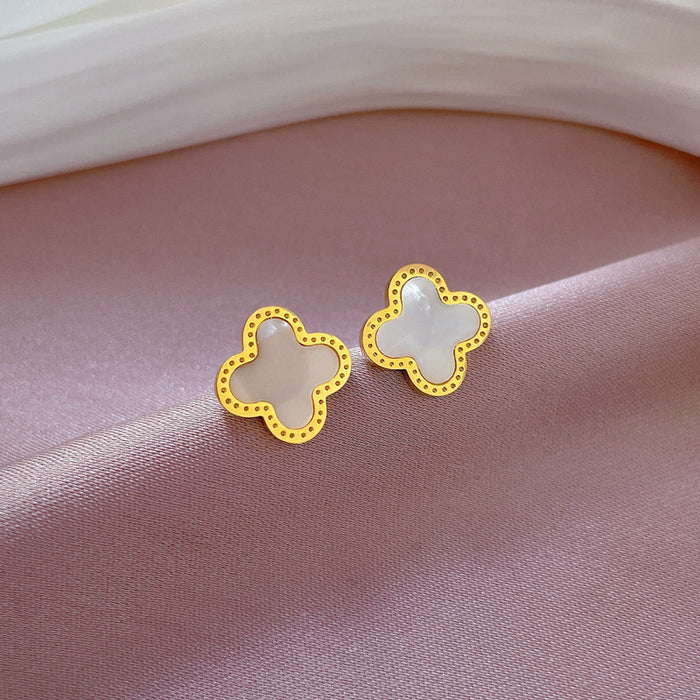 Wholesale Simple Titanium Steel Mother-of-Pearl Clover Minimalist Style Earrings JDC-ES-LG004