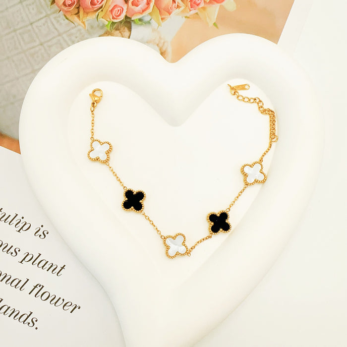 Wholesale Stainless steel clover bracelet, titanium steel high-end decorative accessory