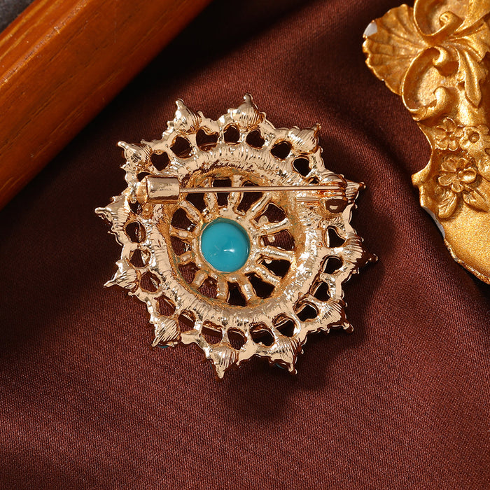 Wholesale Ethnic Style Imitation Turquoise Hollow Geometric Brooches Women's et Accessories