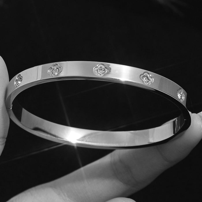 Wholesale Titanium Steel Rhinestone Clover Bangle Bracelet Set Gold And Silver Fashion Jewelry