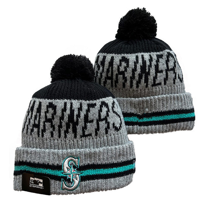 Wholesale Winter football warm knitted fashionhat