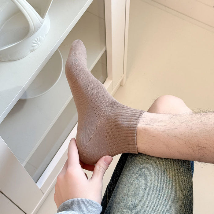 Wholesale Socks made of pure cotton thin mesh breathable short tube men's socks versatile casual socks