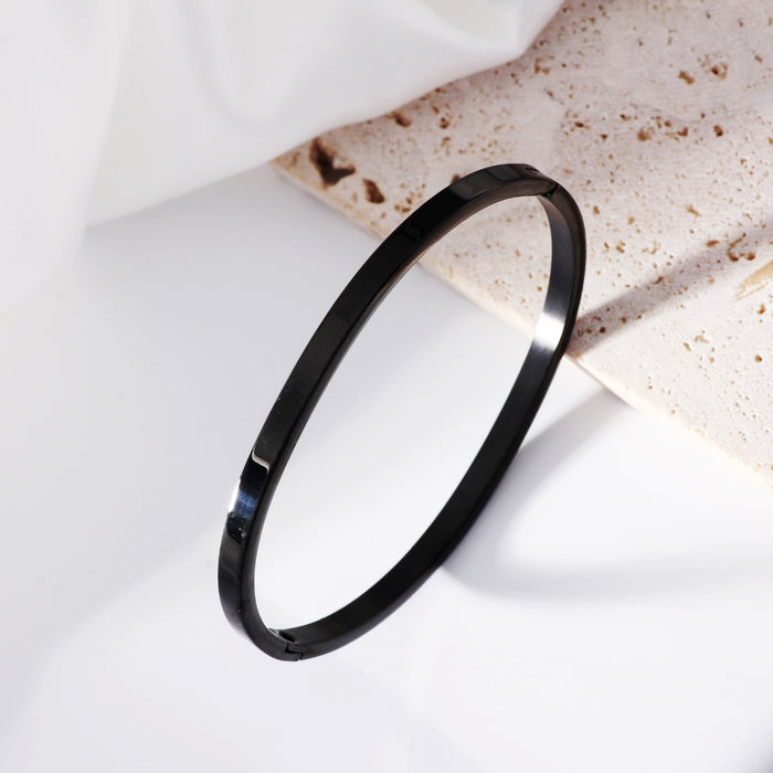 Wholesale Hand-polished minimalist titanium steel bracelet