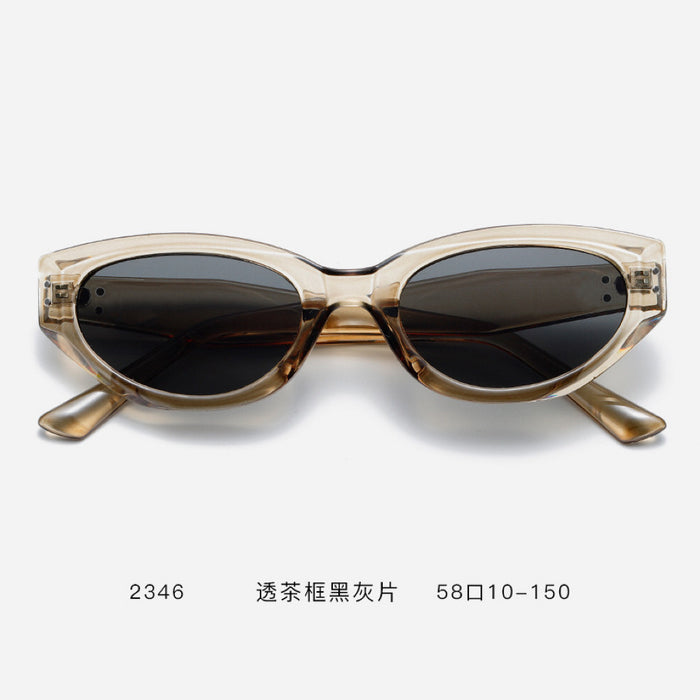 Wholesale New retro cat-eye sunglasses for women, fashionable and high-end street style sunglasses for small faces