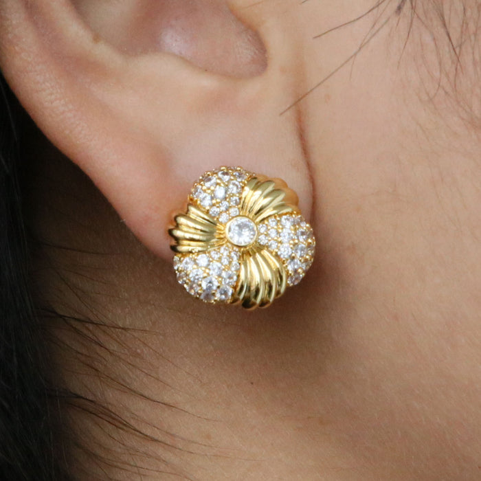 Wholesale 2PCS 18K Gold Brass Zircon Flower Earrings JDC-ES-BaiYi013