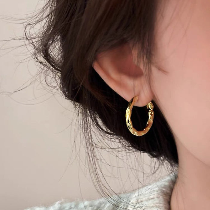 Wholesale Gold ring earrings with a high-end feel, niche pure silver earrings, temperament, and circle earrings