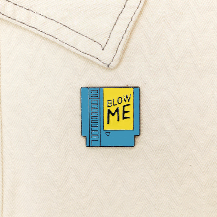Wholesale Trendy Video Game Letter Enamel Pin Metal Brooch Anime Badge For Backpack Decoration Boutique Resale