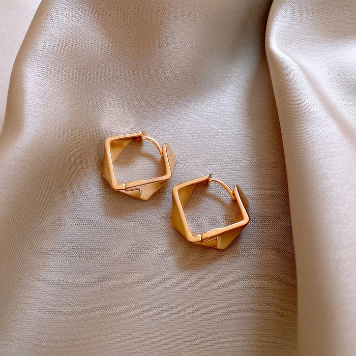 Wholesale Silver needle oil drop flower geometric earrings  summer new all-match earrings