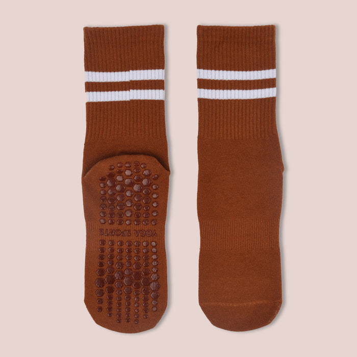 Wholesale Yoga socks, middle tube socks, cotton anti slip silicone towel bottom socks, sports socks