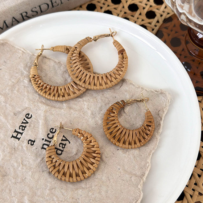 Wholesale Handmade woven wicker ring earrings for women, perfect for beach photography and paired with vintage and fashionable earrings