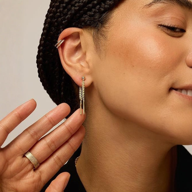 Wholesale Long chain earrings, creative silver needle earrings, niche design, high-end and elegant earrings