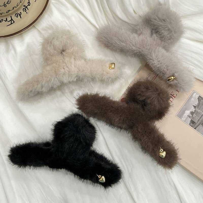 Wholesale Plush Love Grab Hair Clips