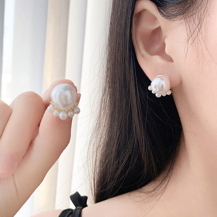 Wholesale cat claw pearl earrings women's niche retro atmosphere