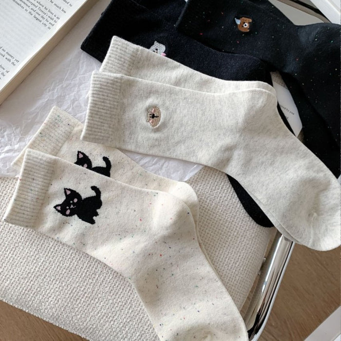 Wholesale Thin breathable mid tube socks with fashionable and simple polka dot yarn and embroidered small dog socks