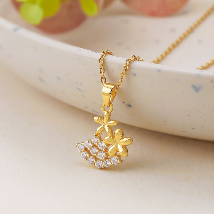 Wholesale Flower Butterfly Pendant Necklace Titanium Steel Gold Plated Jewelry Accessory