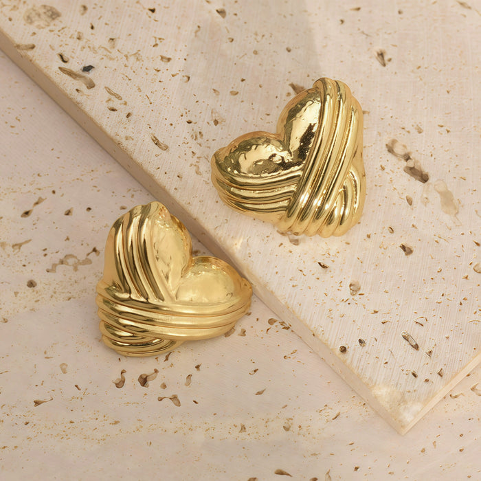 Wholesale Gold Heart Series Earrings Jewelry