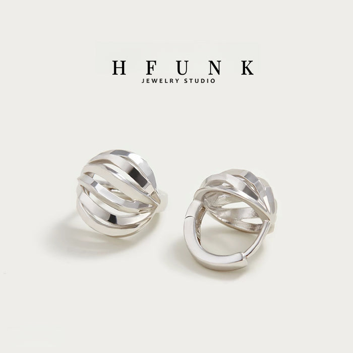 Wholesale Retro Hollow Ball Earrings Gold Copper Fashion Accessory For Women Stylish Party Gift